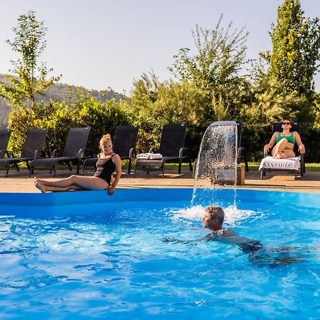 Lazensky A Wellness Hotel Nivamare Luhačovice Kültér fotó