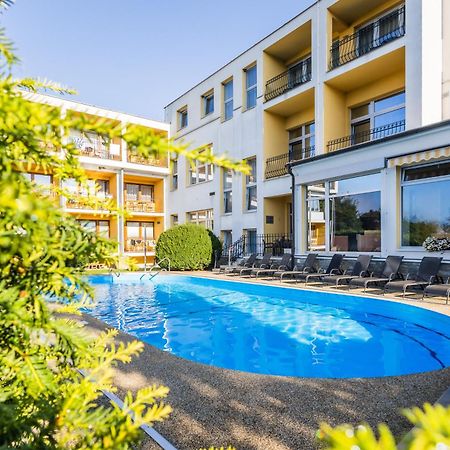 Lazensky A Wellness Hotel Nivamare Luhačovice Kültér fotó