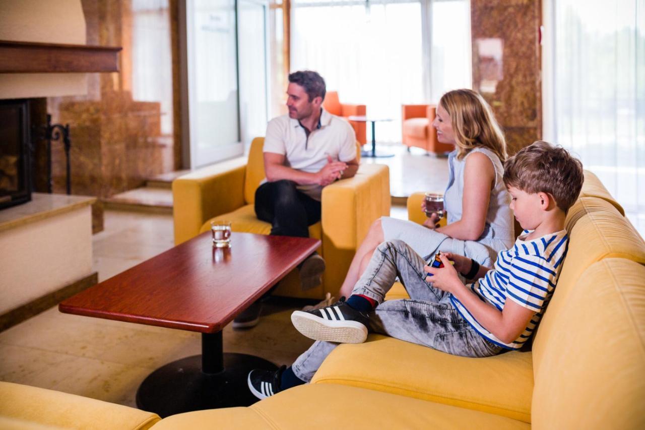 Lazensky A Wellness Hotel Nivamare Luhačovice Kültér fotó