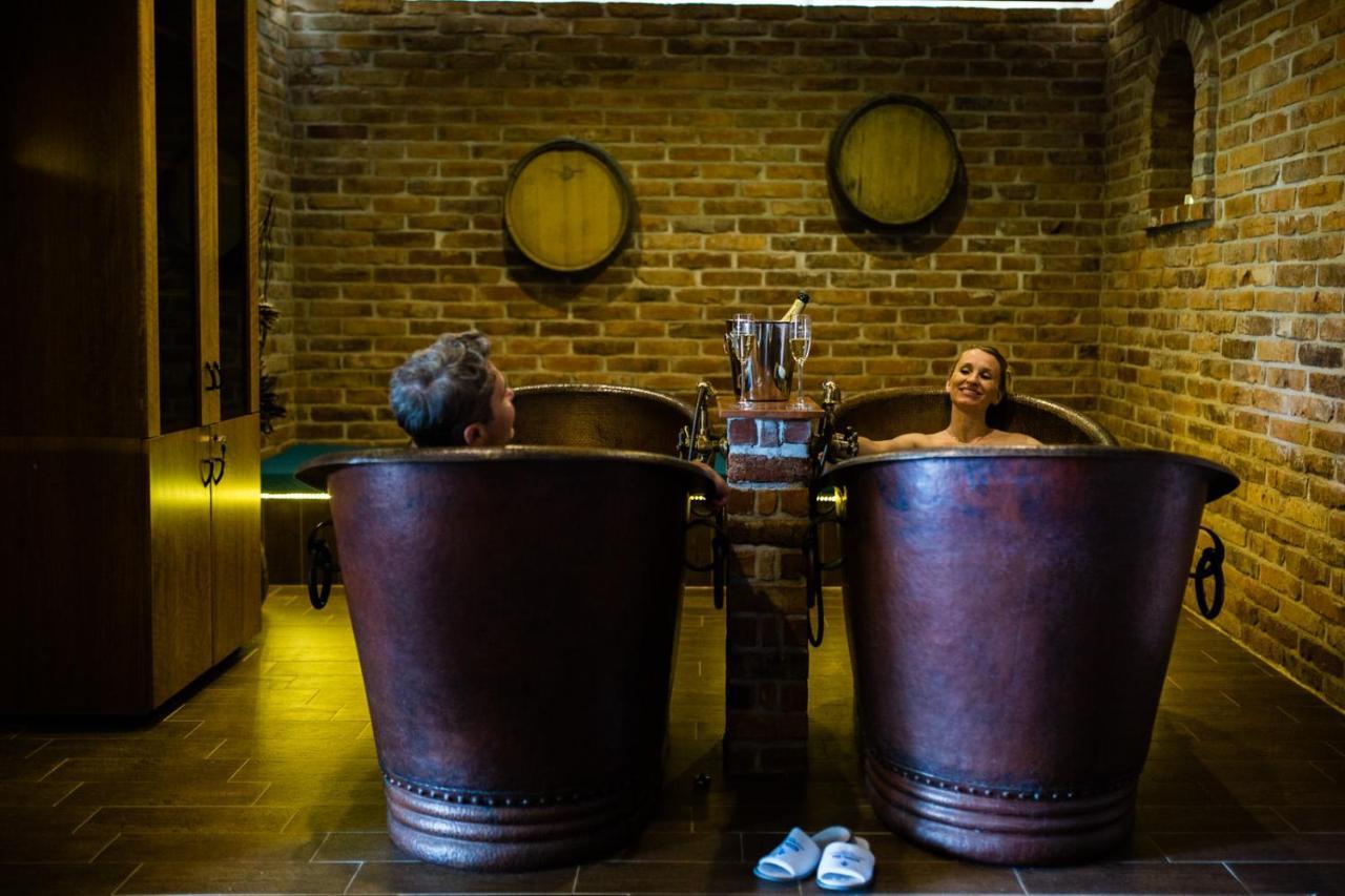Lazensky A Wellness Hotel Nivamare Luhačovice Kültér fotó