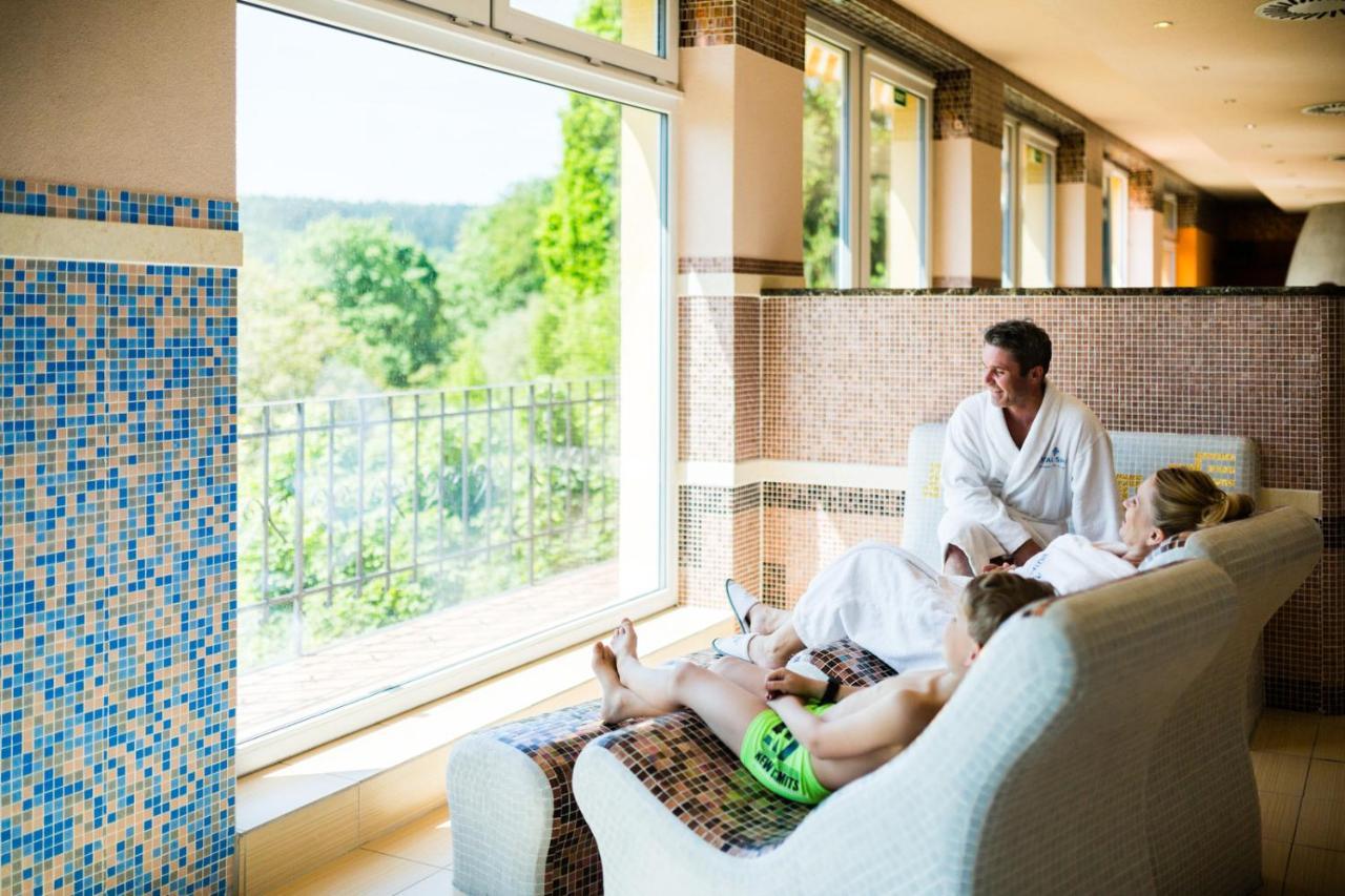 Lazensky A Wellness Hotel Nivamare Luhačovice Kültér fotó